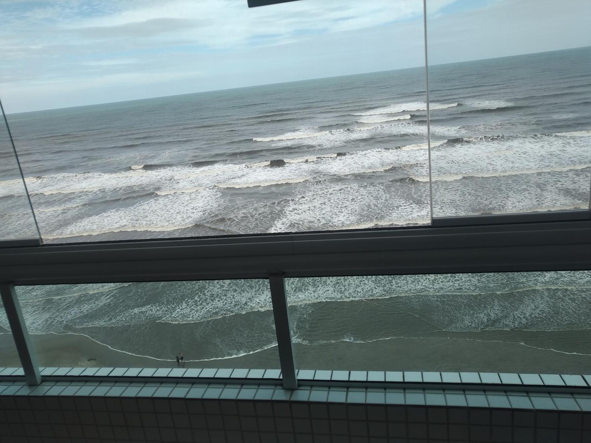 Apartamento Frente Mar Pe Na Areia Praia Grande  Exterior photo